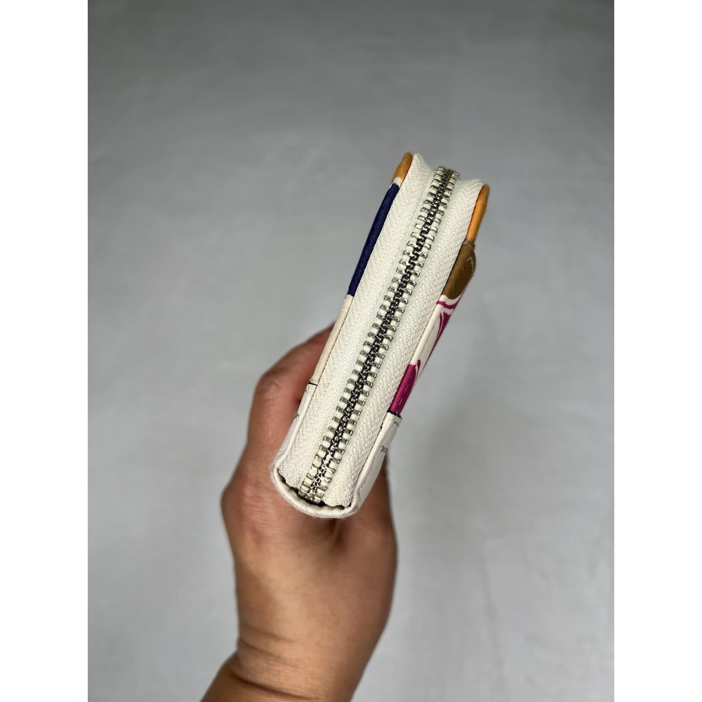 Coach Womens Signature Satin Multicolor RARE Zip‎ Wallet Holds 16 Credit Cards - Picture 13 of 13